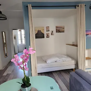Apartamento Stop 100m Du Port-parking Gratuit A 5mn